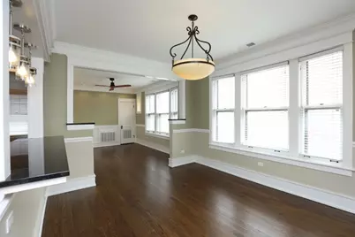 1938 W Berenice Avenue #2, Chicago, IL 60613 - Photo 2