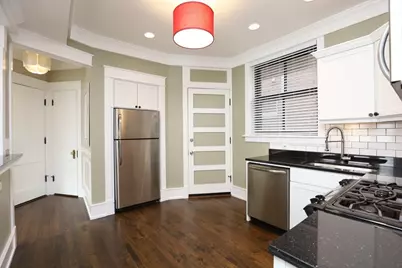 1938 W Berenice Avenue #2, Chicago, IL 60613 - Photo 6