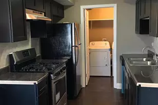 329 Carthage Ct, Bloomingdale, IL 60108 - Photo 8