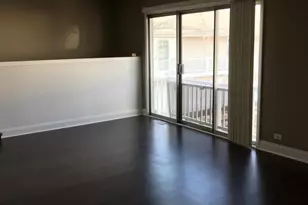 329 Carthage Ct, Bloomingdale, IL 60108 - Photo 4