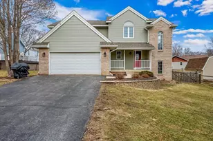 5406 W Valley Dr, Richmond, IL 60071 - Photo 2