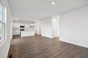 2154 Sandhill Ct, Joliet, IL 60435 - Photo 6