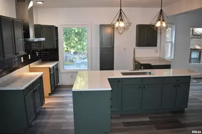 926 43rd Street, Rock Island, IL 61201 - Photo 10