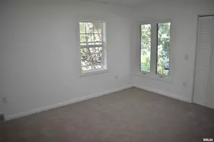 926 43rd St, Rock Island, IL 61201 - Photo 18