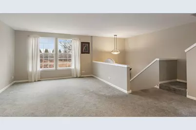 1135 Reserve Drive, Elgin, IL 60124 - Photo 8