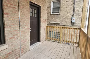 1415 W Erie St, Chicago, IL 60642 - Photo 18