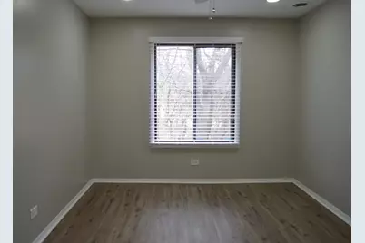 255 E Court Of Shorewood #8, Vernon Hills, IL 60061 - Photo 8