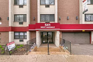 541 W Oakdale Ave, Chicago, IL 60657 - Photo 1
