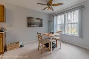 356 Woodview Cir, Elgin, IL 60120 - Photo 12