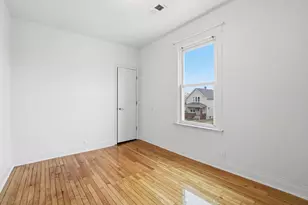 8705 S Saginaw Ave, Chicago, IL 60617 - Photo 14