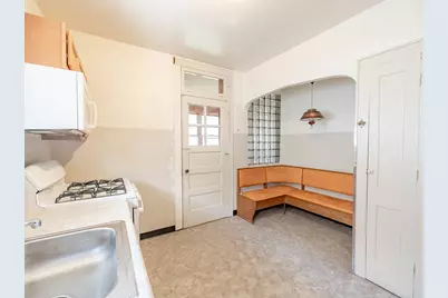 5641 W Patterson Avenue, Chicago, IL 60634 - Photo 6