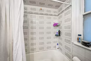 3748 N Troy St, Chicago, IL 60618 - Photo 12