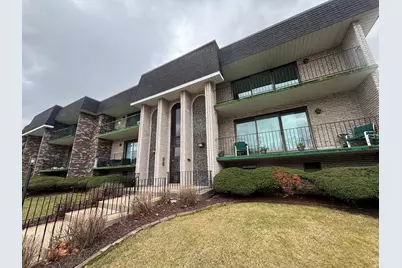 9120 S Pulaski Road #2W, Oak Lawn, IL 60453 - Photo 2