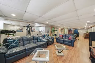 702 E 162nd Pl, South Holland, IL 60473 - Photo 14