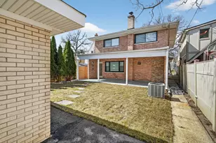 2145 N 77th Ct, Elmwood Park, IL 60707 - Photo 40