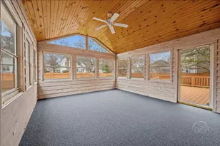 979 Millview Dr, Batavia, IL 60510 - Photo 12