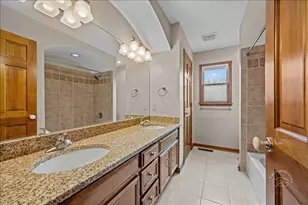 979 Millview Dr, Batavia, IL 60510 - Photo 26