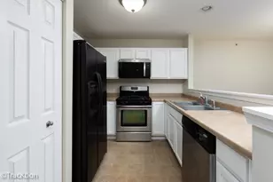 3959 Preston Dr, Yorkville, IL 60560 - Photo 6