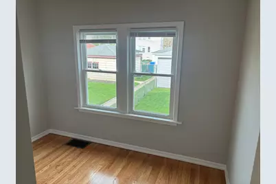 5537 N Luna Avenue #1, Chicago, IL 60630 - Photo 10