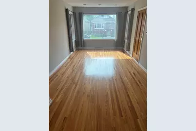 5537 N Luna Avenue #1, Chicago, IL 60630 - Photo 2