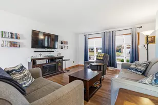 1017 Putnam Dr, Lockport, IL 60441 - Photo 10