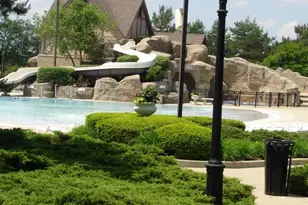 1367 Saxon Ln, Naperville, IL 60564 - Photo 46