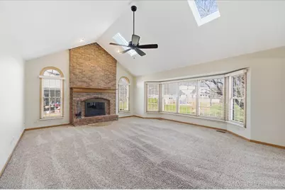 1367 Saxon Lane, Naperville, IL 60564 - Photo 20