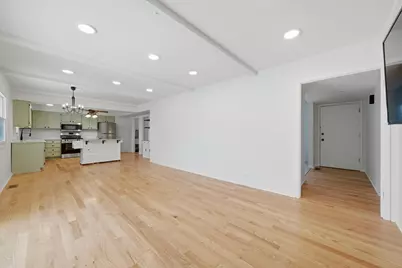 [Address not provided], Elk Grove Village, IL 60007 - Photo 6