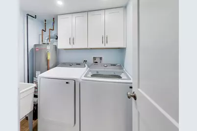 8512 W Crain Street, Niles, IL 60714 - Photo 26