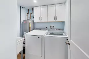 8512 W Crain St, Niles, IL 60714 - Photo 26