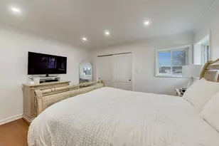 8512 W Crain St, Niles, IL 60714 - Photo 14