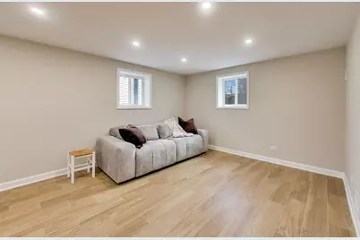 8512 W Crain Street, Niles, IL 60714 - Photo 22