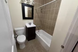 1407 W Superior St, Chicago, IL 60642 - Photo 6