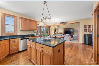 2941 Braemore Drive, West Chicago, IL 60185 - Photo 12