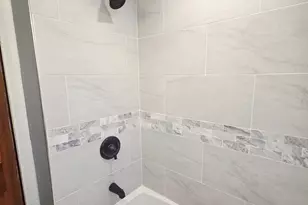 12051 S Yale Ave, Chicago, IL 60628 - Photo 6