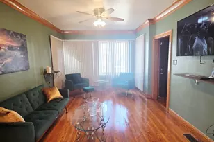 12051 S Yale Ave, Chicago, IL 60628 - Photo 4