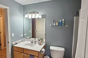 4012 Blackstone Dr, Aurora, IL 60504 - Photo 16