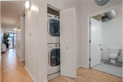 [Address not provided], Chicago, IL 60607 - Photo 2