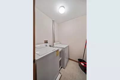 1702 Fieldstone Drive N, Shorewood, IL 60404 - Photo 22