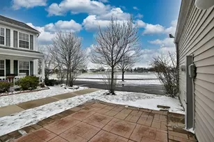 22 Harmony Ln, Romeoville, IL 60446 - Photo 6