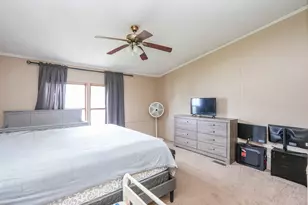 77 Berry Ln, Bourbonnais, IL 60914 - Photo 18