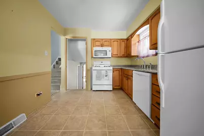10125 S Komensky Avenue, Oak Lawn, IL 60453 - Photo 6