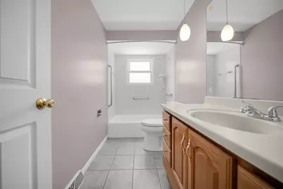10125 S Komensky Avenue, Oak Lawn, IL 60453 - Photo 14