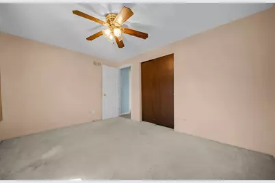 10125 S Komensky Avenue, Oak Lawn, IL 60453 - Photo 10