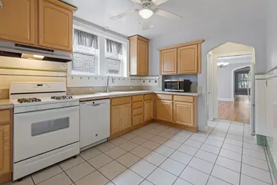 6549 N Mozart Street #3, Chicago, IL 60645 - Photo 10