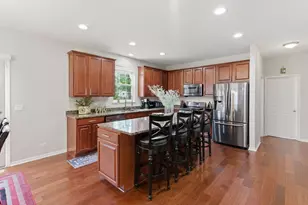 2546 W Autumn Dr, Round Lake, IL 60073 - Photo 12