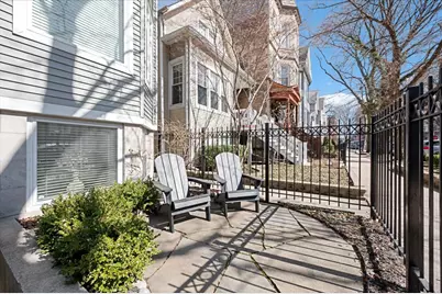 1714 W School Street #1, Chicago, IL 60657 - Photo 2