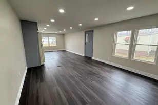 53 Brushwood Dr, Matteson, IL 60443 - Photo 2