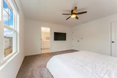 4429 Chelsea Manor Circle, Aurora, IL 60504 - Photo 12