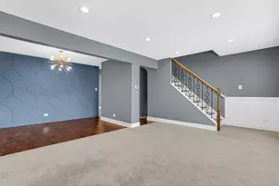 2035 Stanley Ct, Schaumburg, IL 60194 - Photo 6